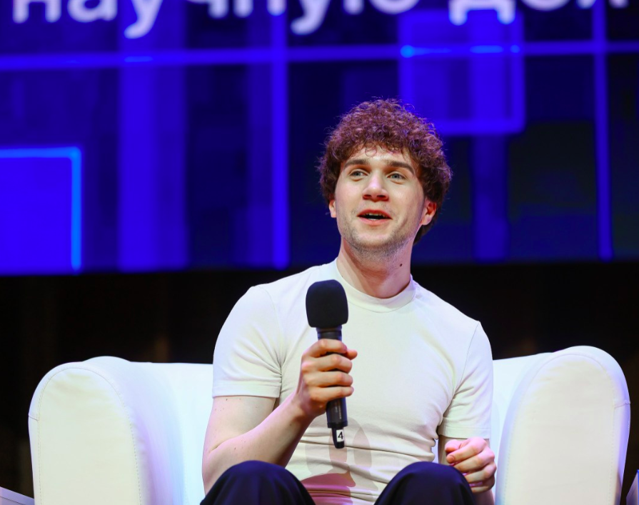 Фото «Голос поколения Z». Популярные блогеры Никишева, Голик и Савочкин поделились секретами успеха на форуме «Медиапритяжение. Новосибирь 2.0» 3